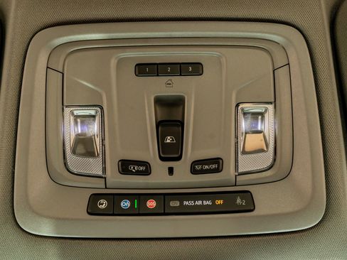 Used 2025 GMC Sierra 3500 SLT w/ Texas SLT Premium Package image 29