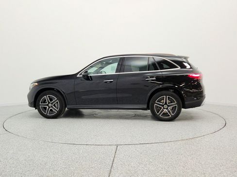 New 2026 Mercedes-Benz GLC 300 image 8