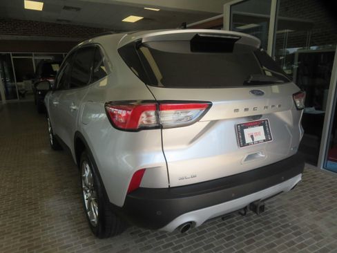 Used 2020 Ford Escape SEL AWD/4WD image 6