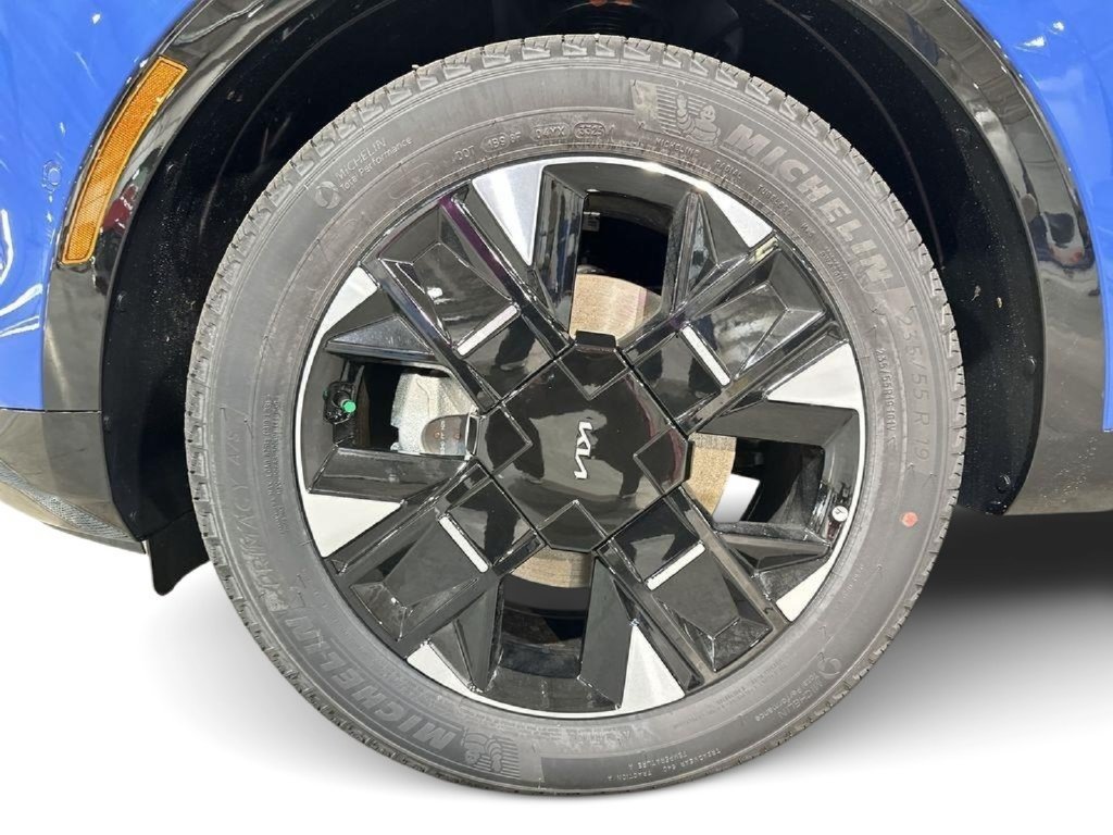New 2026 Kia Sportage SX FWD image 19