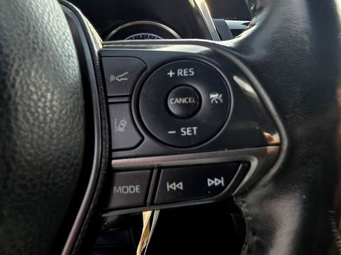Used 2021 Toyota Camry SE FWD image 15