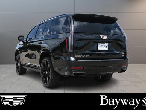 Certified 2026 Cadillac Escalade Sport w/ Touring Package AWD/4WD image 6