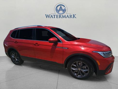 Used 2024 Volkswagen Tiguan SE AWD/4WD image 7