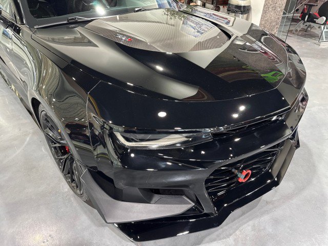 Used 2018 Chevrolet Camaro ZL1 RWD image 14
