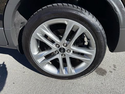 Used 2018 Lincoln MKC Reserve w/ Lincoln MKC Climate Package image 11