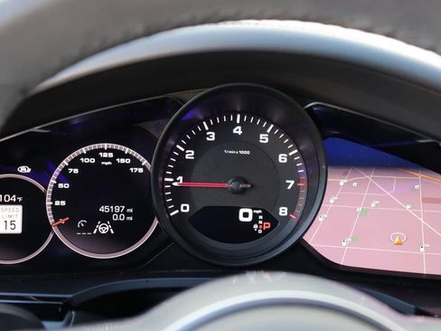 Used 2021 Porsche Cayenne image 42