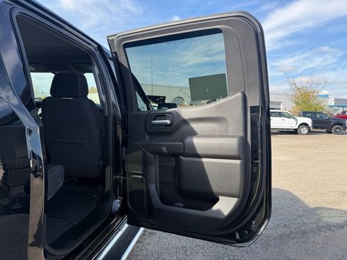 Used 2020 Chevrolet Silverado 1500 LT image 19