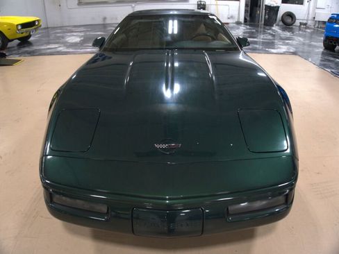 Used 1995 Chevrolet Corvette Coupe image 8