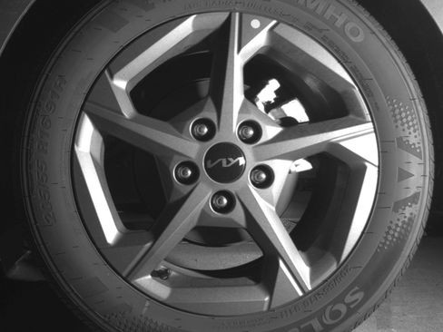 Used 2025 Kia K4 FWD image 17