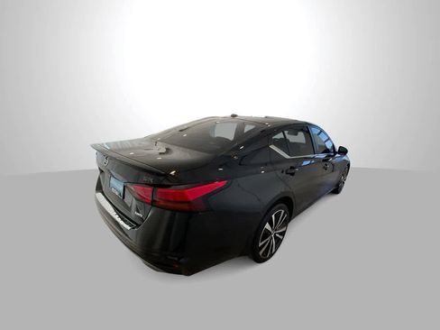Used 2022 Nissan Altima 2.5 SR image 8