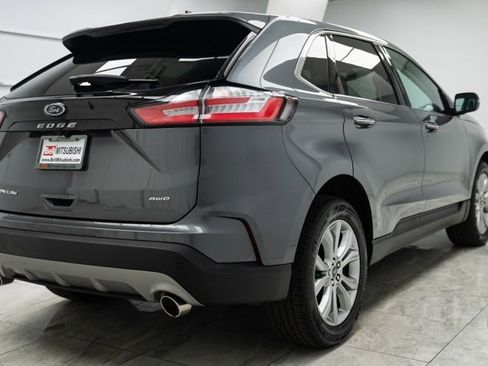 Used 2024 Ford Edge Titanium image 9