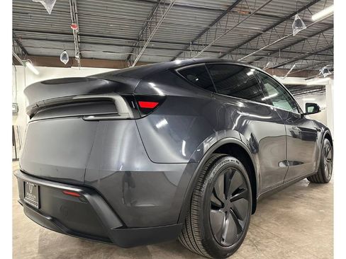 Used 2026 Tesla Model Y Long Range image 13
