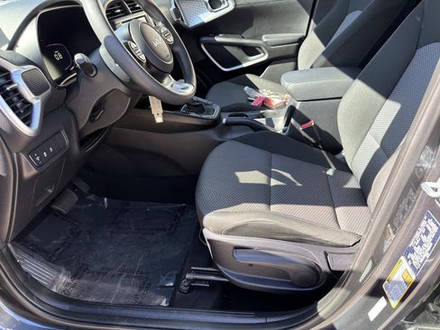 Used 2023 Kia Soul LX w/ Option Group 015 image 13