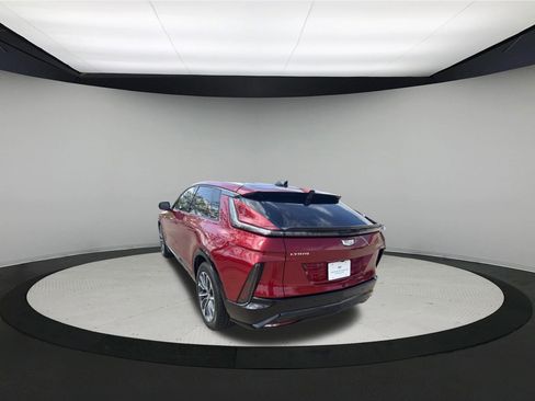 Used 2024 Cadillac Lyriq Sport RWD image 5