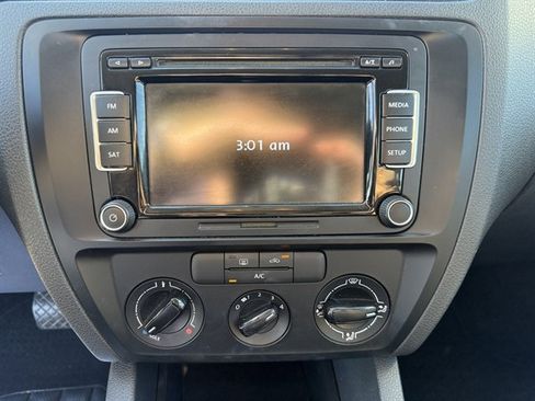 Used 2015 Volkswagen Jetta S FWD image 12