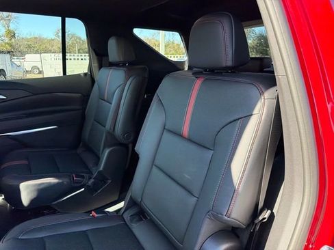 New 2026 Chevrolet Traverse RS image 26