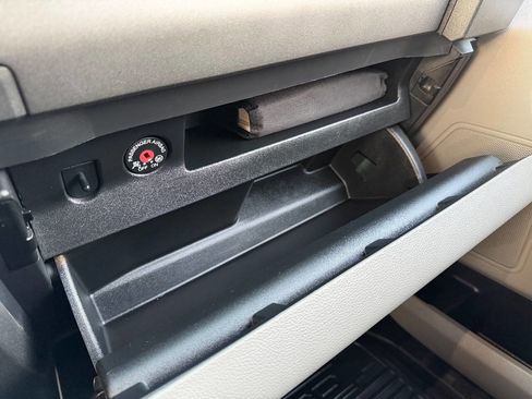 Used 2018 Ford F250 XL w/ Power Equipment Group image 27