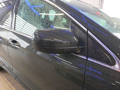 Used 2024 Ford Edge SEL w/ Convenience Package image 6