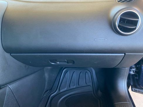 Used 2009 Pontiac G6 Sedan FWD image 30