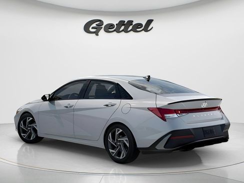 New 2026 Hyundai Elantra SEL Sport Premium FWD image 5