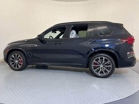 Used 2024 BMW X5 xDrive40i w/ M Sport Package image 2
