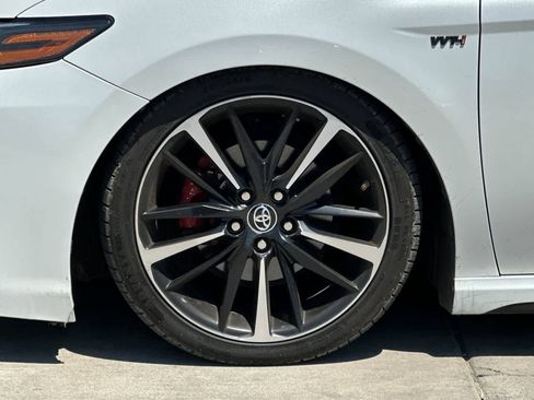Used 2021 Toyota Camry XSE FWD image 12