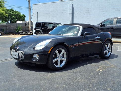 Used 2009 Pontiac Solstice Convertible w/ Preferred Package RWD image 7