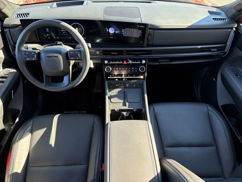 Used 2025 Hyundai Santa Fe Calligraphy image 17