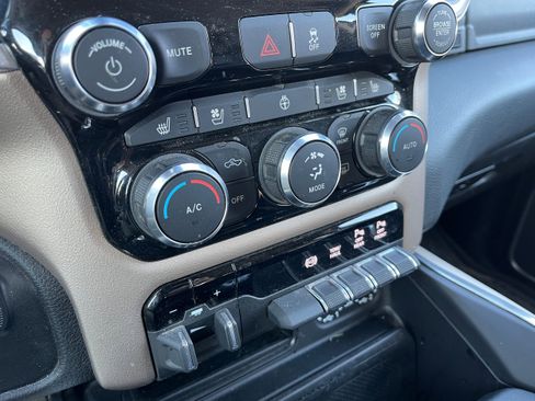 Used 2022 RAM 2500 Laramie image 16