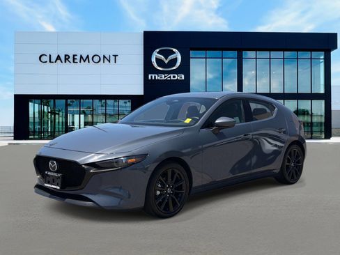 Used 2026 MAZDA MAZDA3 2.5 S Hatchback w/ Premium Pkg FWD image 3
