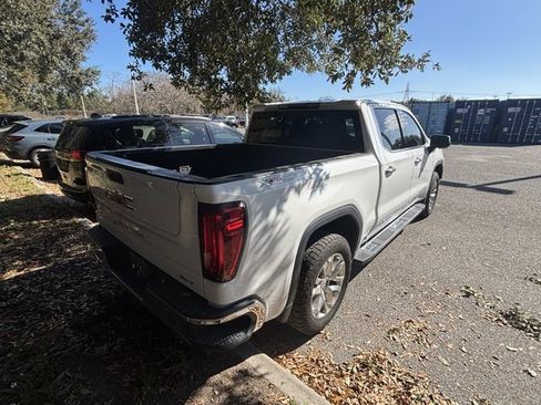 Used 2022 GMC Sierra 1500 SLT w/ SLT Premium Package image 8