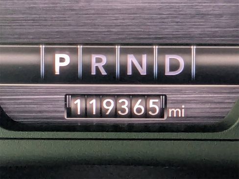 Used 2020 RAM 1500 Laramie image 28