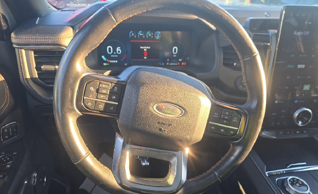 Used 2023 Ford Expedition Max Platinum AWD/4WD image 6