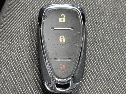 Used 2020 Chevrolet Equinox LT image 32