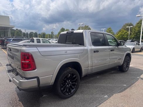 Used 2025 RAM 1500 Limited AWD/4WD image 7