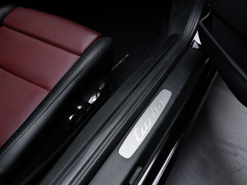 Certified 2018 Porsche 911 Turbo AWD/4WD image 37