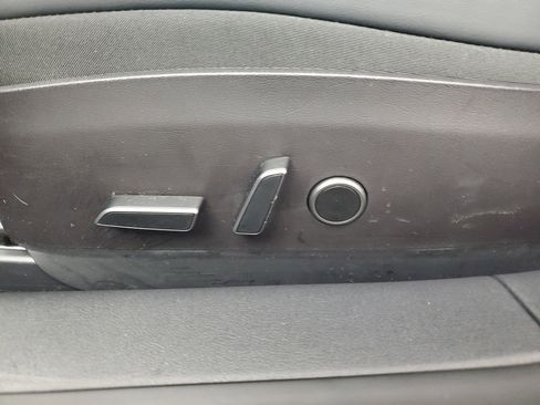 Used 2023 Tesla Model 3 Standard Range image 28