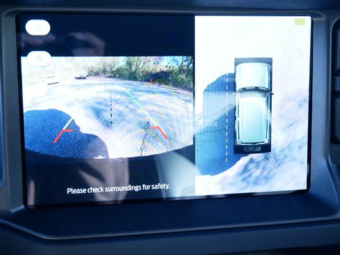 New 2025 Ford Bronco Badlands image 10