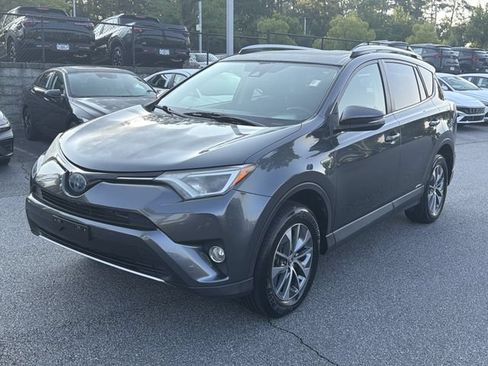 Used 2016 Toyota RAV4 XLE w/ Convenience Package AWD/4WD image 3