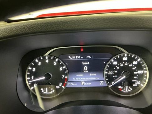 Used 2022 Nissan Frontier SV w/ Technology Package AWD/4WD image 17