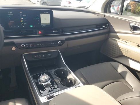 New 2026 Kia Carnival SX image 13