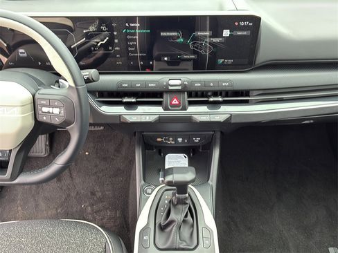 New 2025 Kia K4 GT-Line image 23