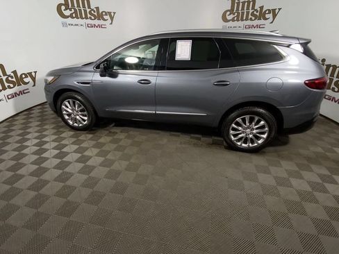 Certified 2021 Buick Enclave Essence w/ Sound and Sites Package FWD image 5