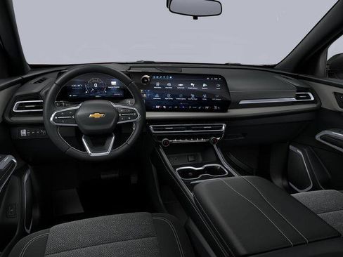 New 2025 Chevrolet Traverse LT w/ Driver Confidence Package image 56