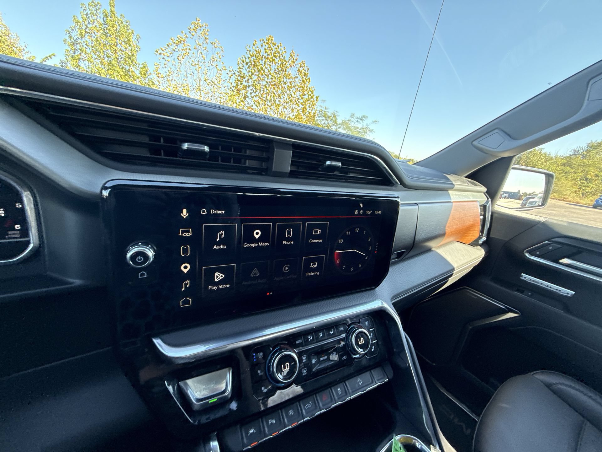 Certified 2025 GMC Sierra 1500 Denali w/ Technology Package AWD/4WD image 19