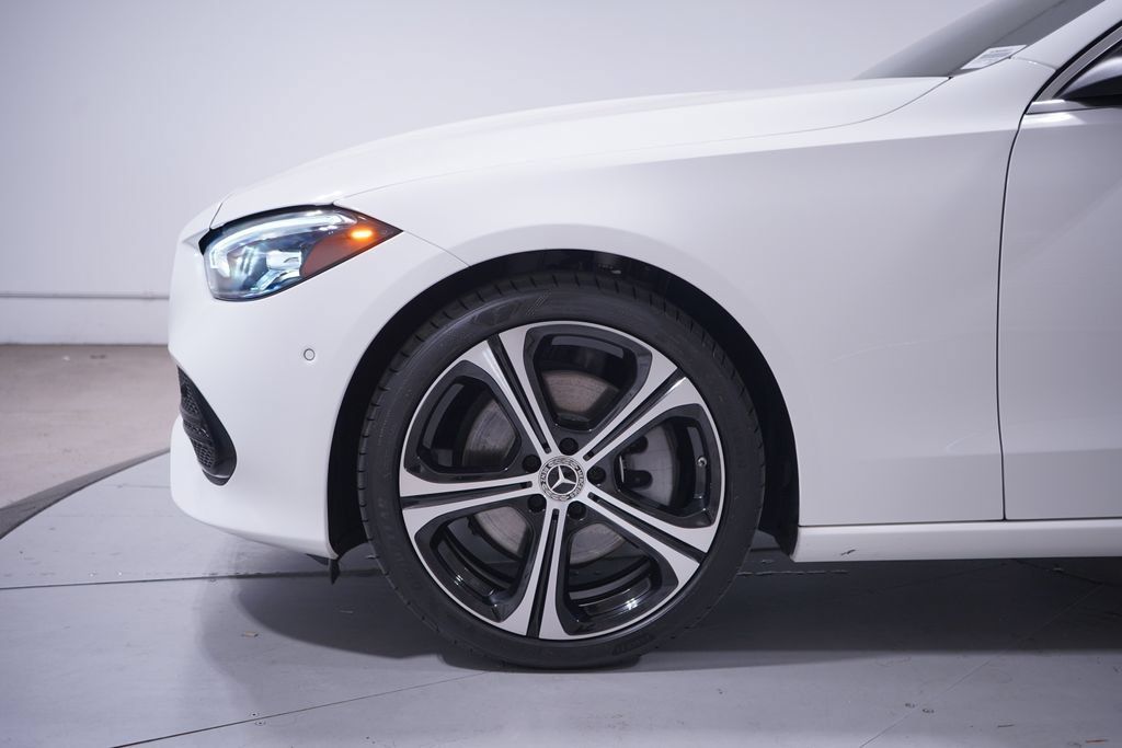 Used 2024 Mercedes-Benz C 300 Sedan image 2