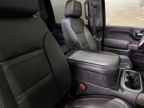 Used 2023 GMC Sierra 2500 Denali w/ Denali Ultimate Package image 4