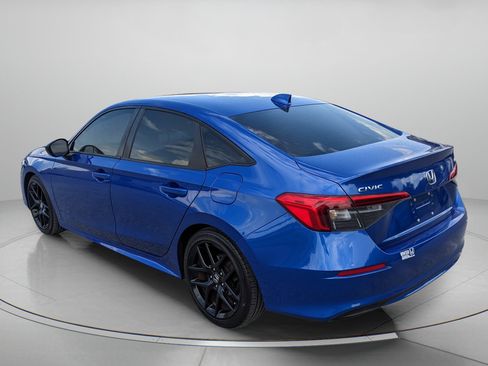 Used 2024 Honda Civic Sport image 6