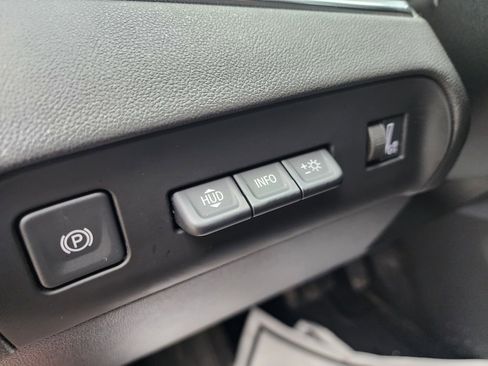 Certified 2023 Buick Enclave Premium w/ Experience Buick Package image 34