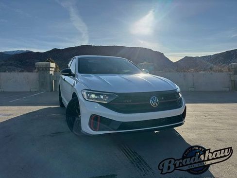 Used 2024 Volkswagen Jetta GLI 40th Anniversary Edition image 2